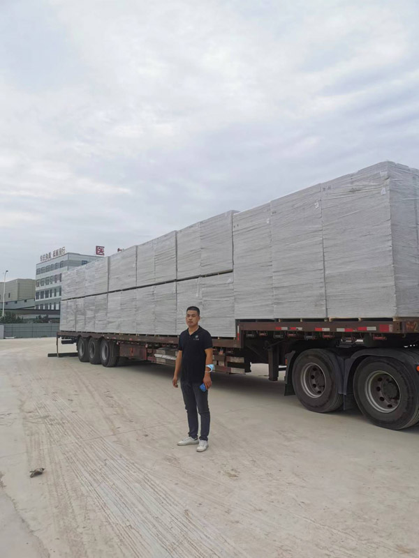 塑化板驗貨現場